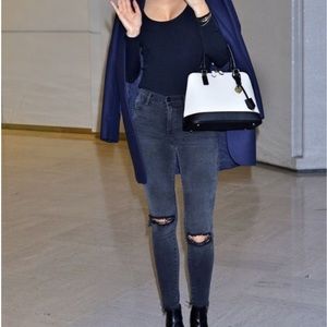 Frame Le High Skinny rip jean, size 24